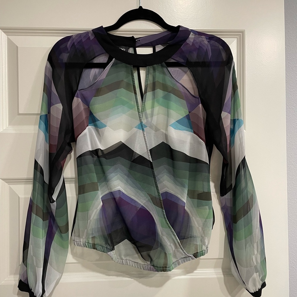 Bebe chiffon long sleeve xs